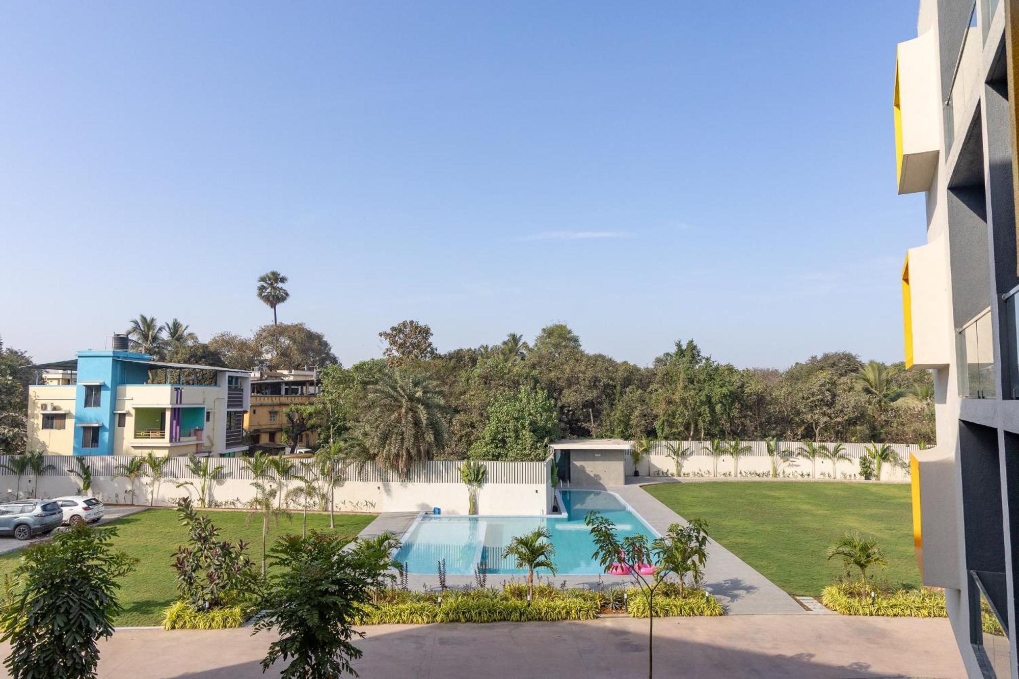 Saavi Suites Daman Ngoại thất bức ảnh