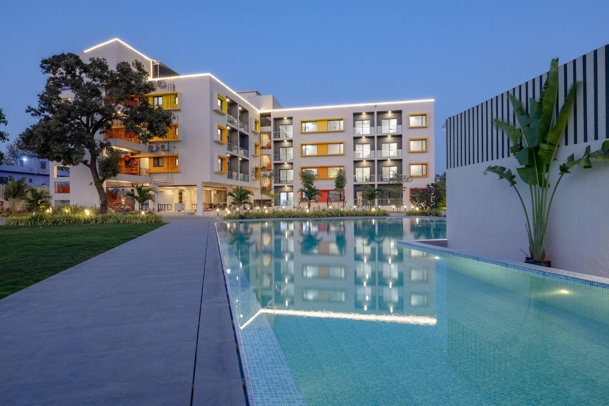 Saavi Suites Daman Ngoại thất bức ảnh