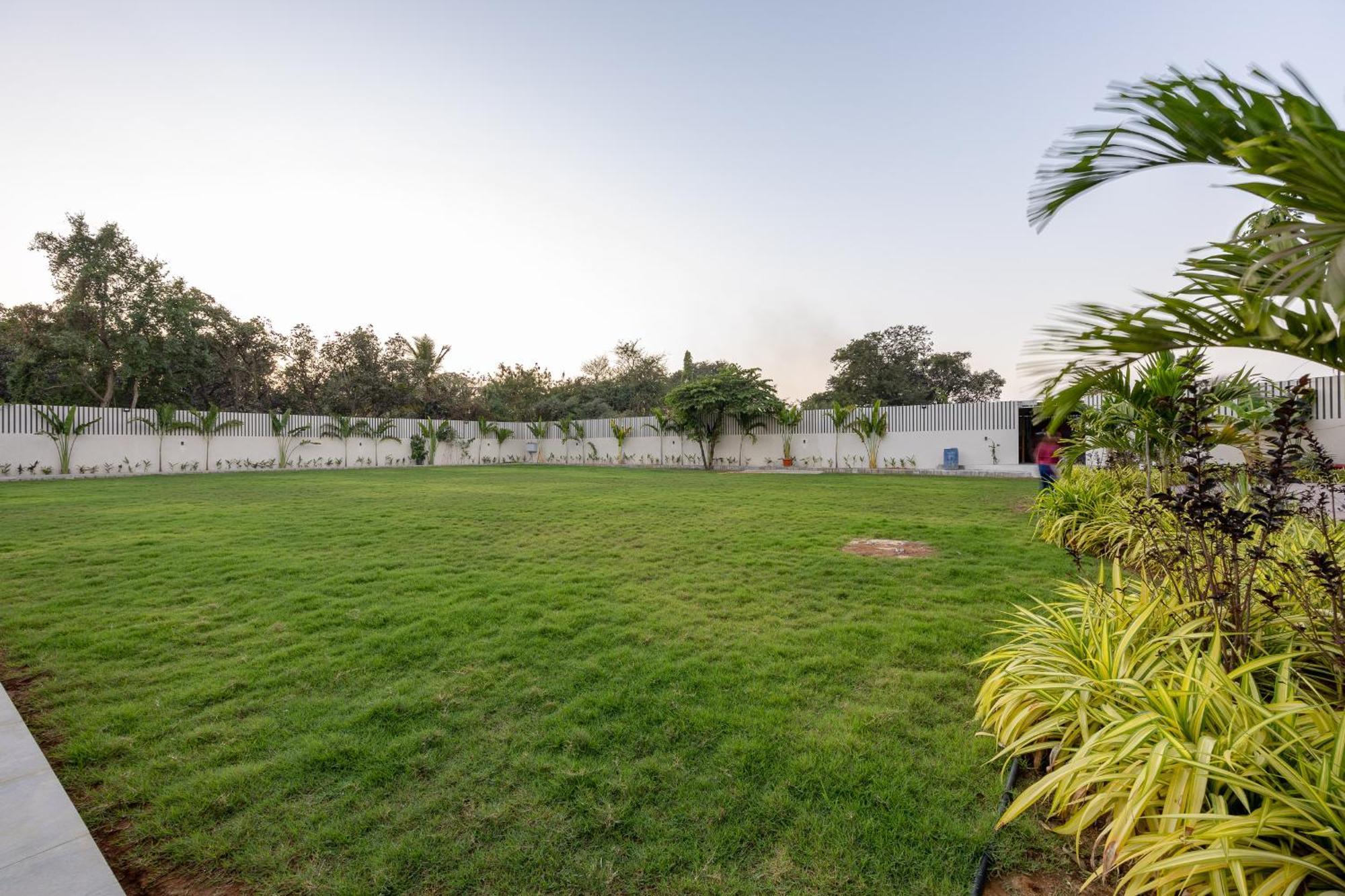 Saavi Suites Daman Ngoại thất bức ảnh